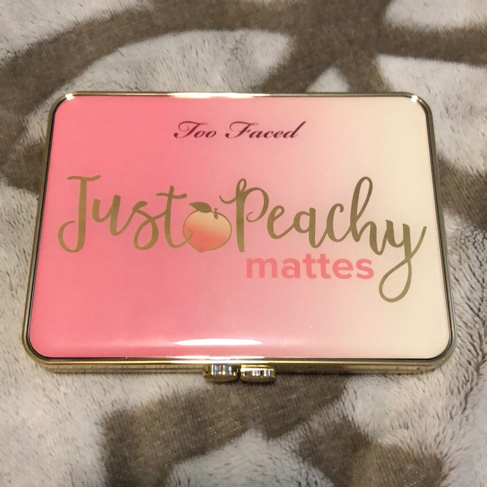 Just Peachy Mattes Palette